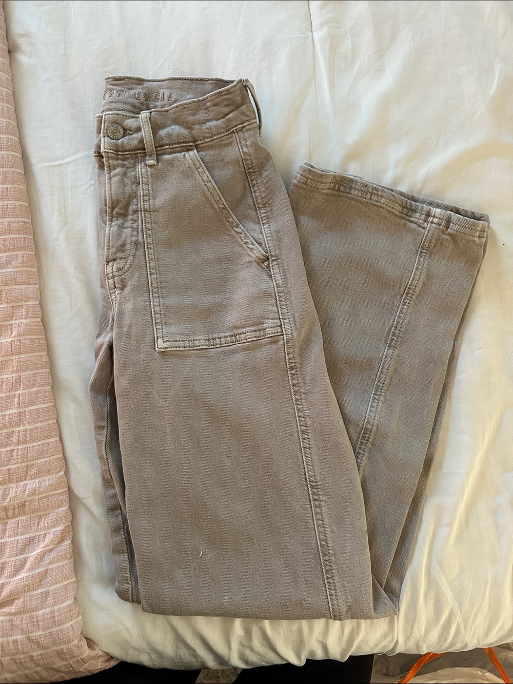 American Eagle Outfitters Wide Leg Jeans in Taupe